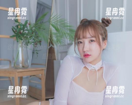 这些图片里的Son Ye Eun，和[DJAWA]D.s关系，感觉就像是对话一样。